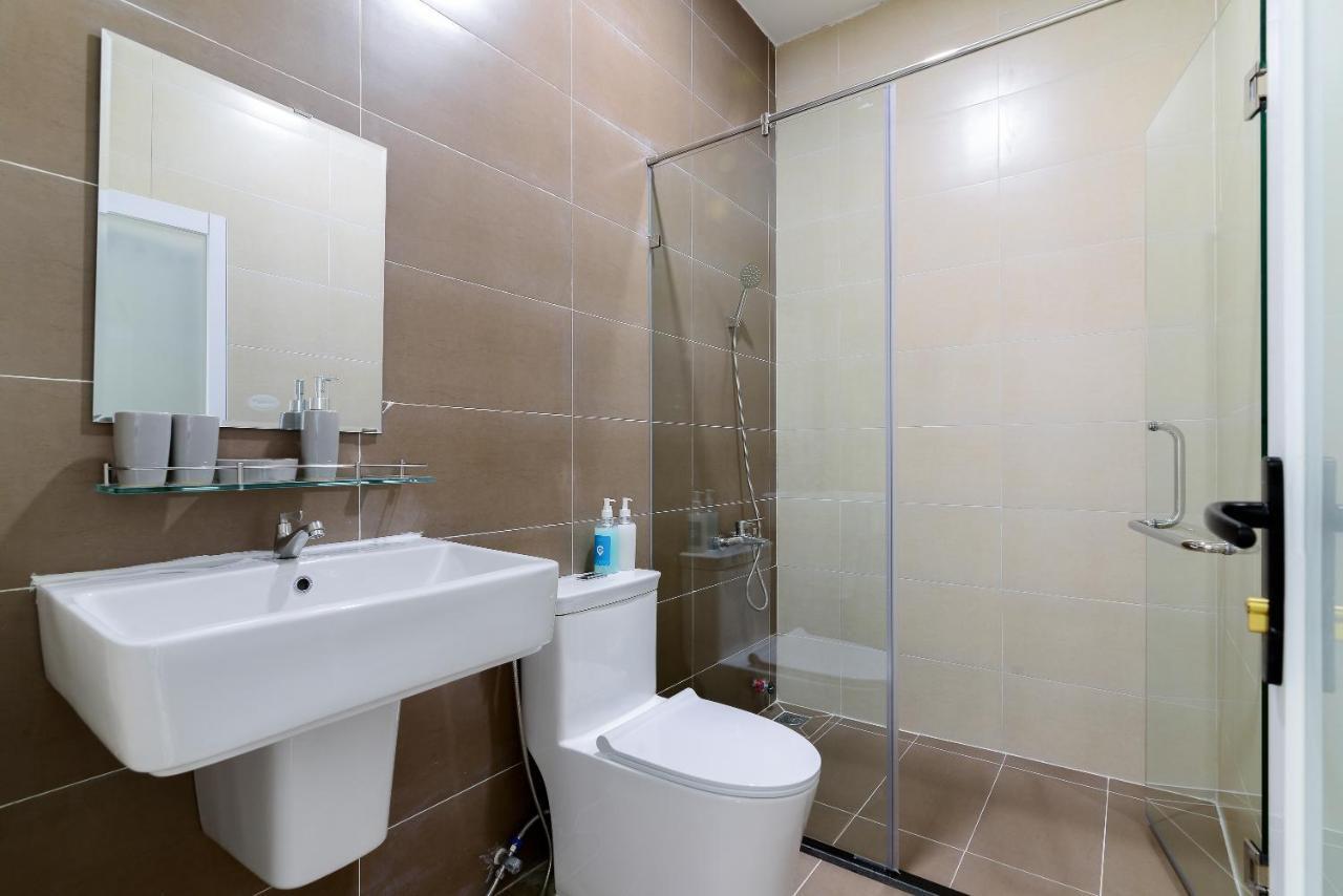 Cozrum Homes - Rivera Corner Ho Şi Min Dış mekan fotoğraf